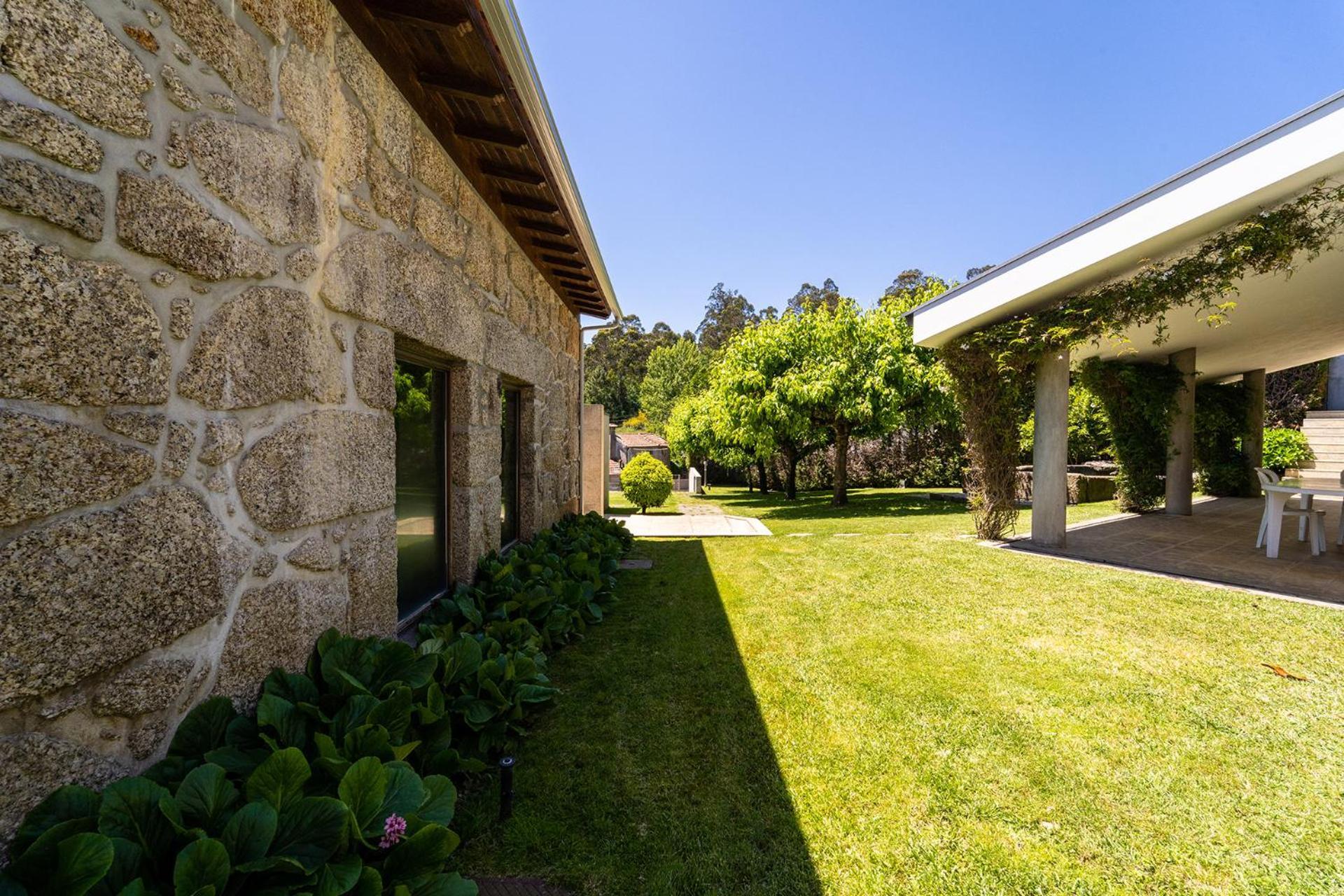 Casa De Silvares Fafe - Moradia Premium Com Piscina By House And People Regadas Экстерьер фото